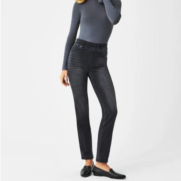 NWT SPANX Straight Leg Jeans, Black M - Picture 1 of 10